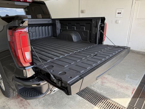 New 2026 GMC Sierra 1500 Denali w/ Technology Package image 8