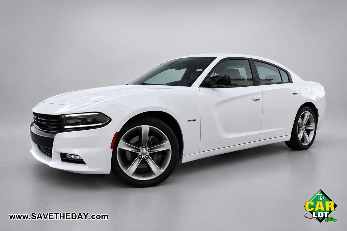 Used 2018 Dodge Charger R/T w/ Plus Group RWD image 2