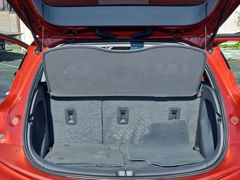 Used 2021 Chevrolet Bolt Premier w/ Infotainment Package image 12