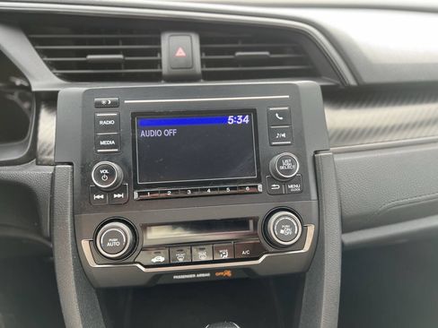 Used 2017 Honda Civic Sport image 12
