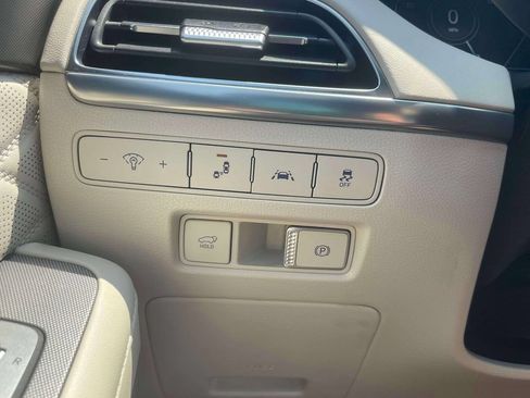Used 2020 Hyundai Palisade Limited FWD image 22