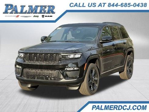 New 2025 Jeep Grand Cherokee Limited w/ Black Appearance Package image 1