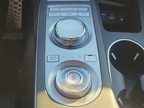 Used 2025 Genesis GV70 2.5T Sport Prestige w/ Sport Prestige Package image 31