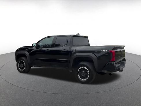 Used 2025 Toyota Tacoma TRD Off-Road image 4