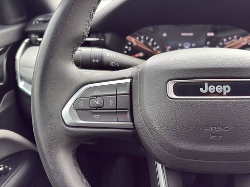 Used 2023 Jeep Compass Limited w/ Elite Group image 9