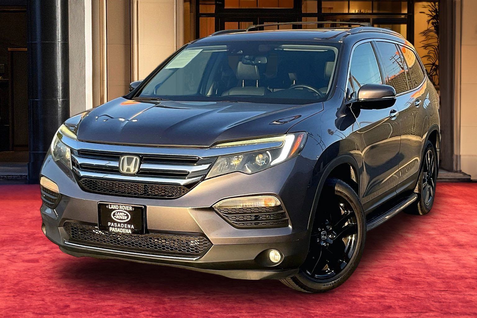Used 2016 Honda Pilot Elite image 1