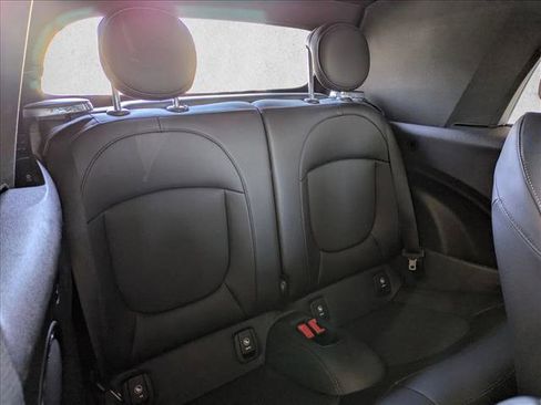 Used 2019 MINI Cooper S FWD image 17