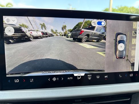 New 2026 Ford Explorer Platinum image 27