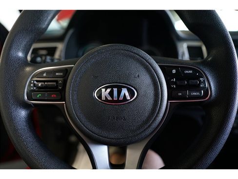 Used 2018 Kia Niro FE image 19
