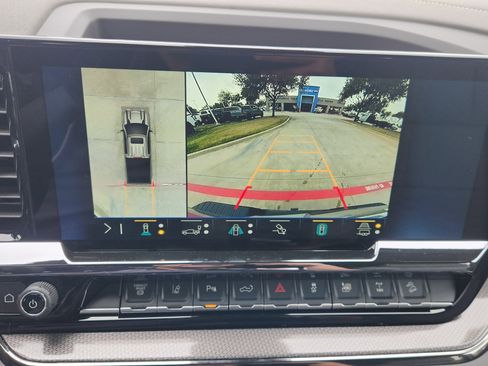 New 2026 Chevrolet Silverado 2500 ZR2 image 6