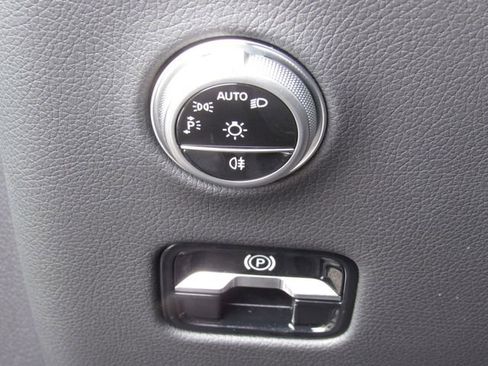 New 2026 Mercedes-Benz GLC 300 4MATIC image 34
