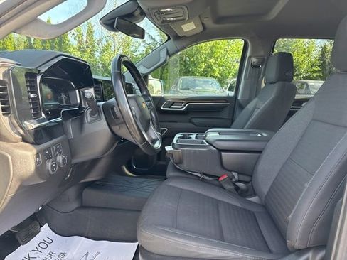 Used 2023 Chevrolet Silverado 1500 LT w/ Protection Package AWD/4WD image 24