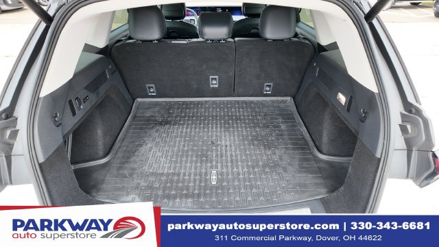 Certified 2025 Lincoln Nautilus Premier AWD/4WD image 16