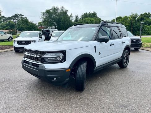 New 2026 Ford Bronco Sport Outer Banks w/ Outer Banks Tech Package+ AWD/4WD image 3