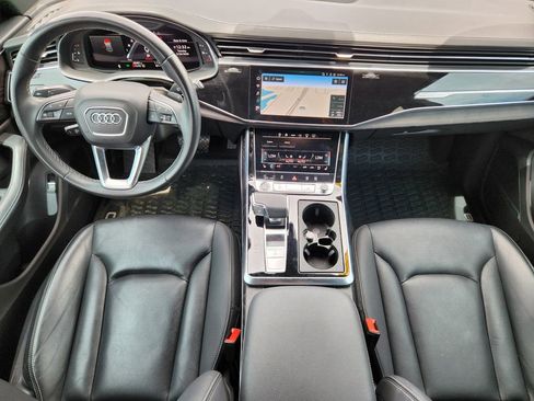 Used 2022 Audi Q8 Prestige w/ Prestige Package AWD/4WD image 10