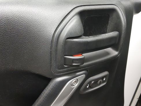 Used 2017 Jeep Wrangler Unlimited Sahara w/ Dual Top Group image 25