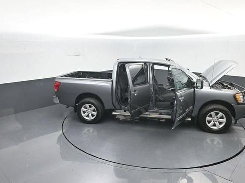 Used 2014 Nissan Titan SV w/ SV Value Truck Package AWD/4WD image 35