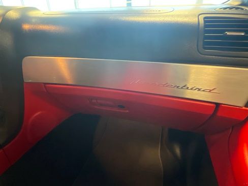 Used 2002 Ford Thunderbird RWD image 7