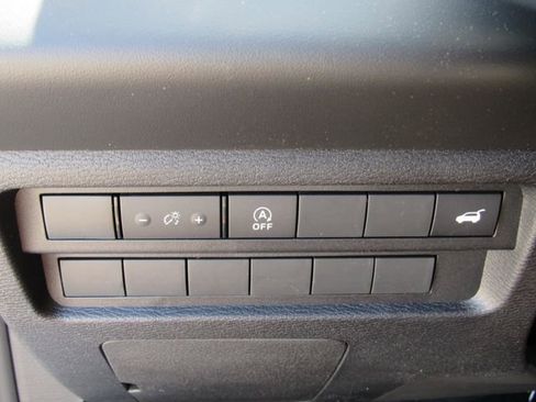 New 2026 Mitsubishi Outlander SE FWD image 33