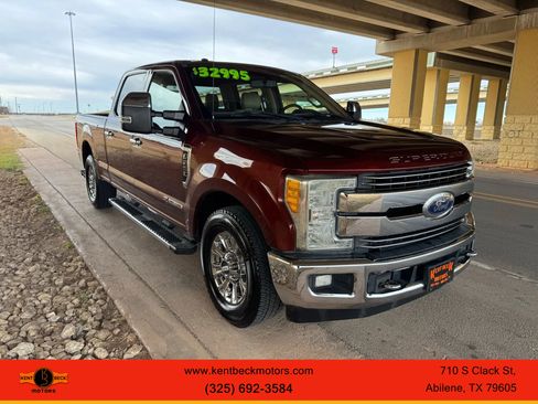 Used 2017 Ford F250 Lariat w/ Chrome Package image 1