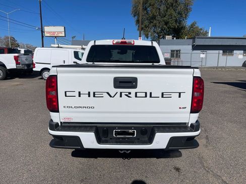 Used 2022 Chevrolet Colorado LT w/ Safety Package AWD/4WD image 8