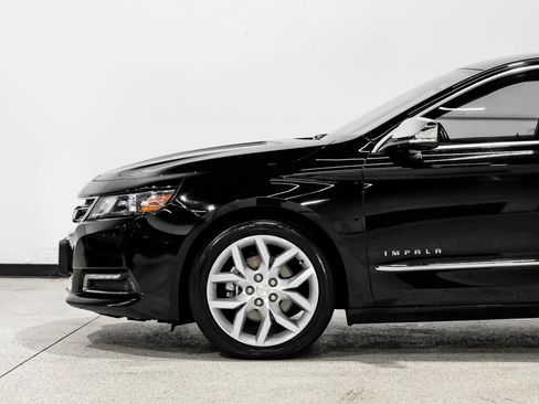 Used 2017 Chevrolet Impala Premier FWD image 10