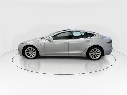 Used 2016 Tesla Model S P90D image 5