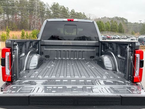 New 2026 Ford F250 Platinum w/ FX4 Off-Road Package image 18