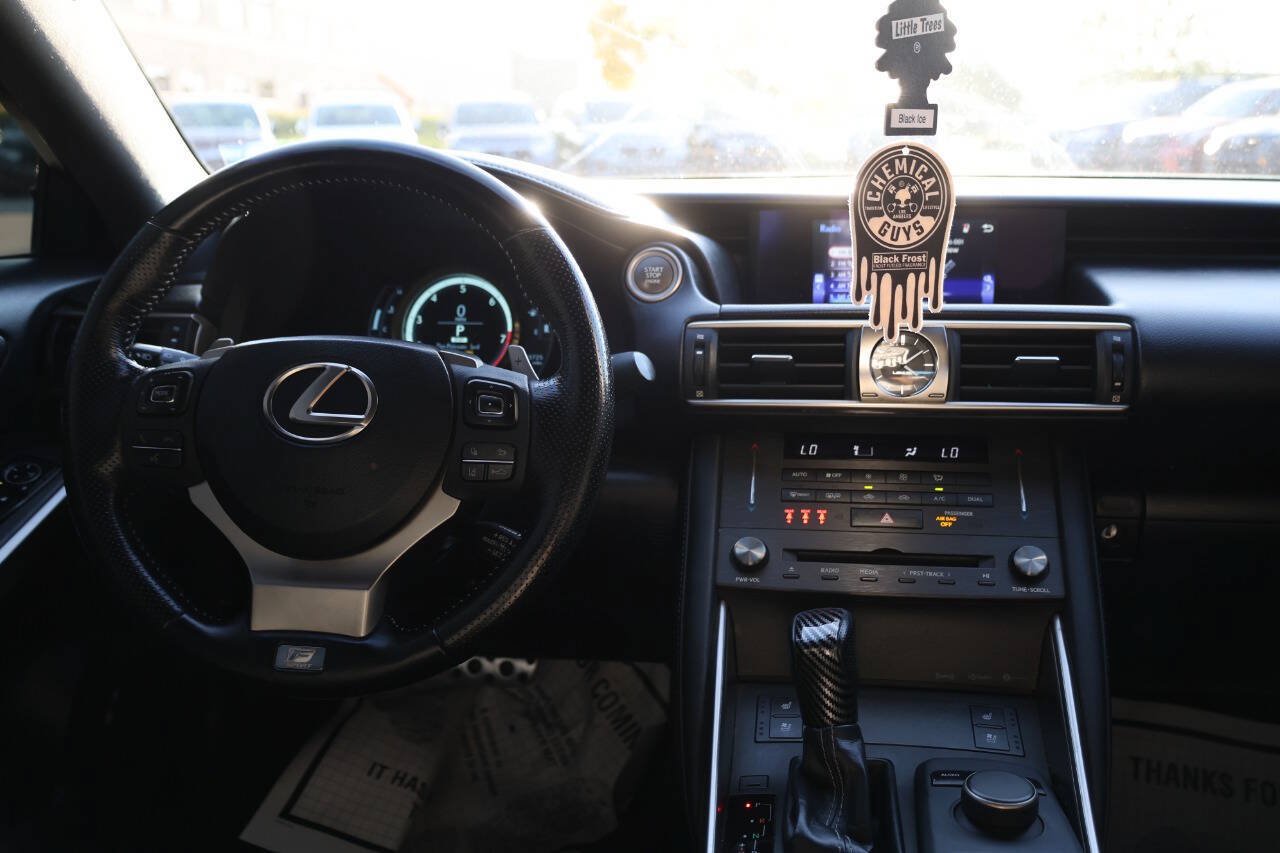 Used 2019 Lexus IS 300 F Sport w/ F Sport Package AWD/4WD image 23