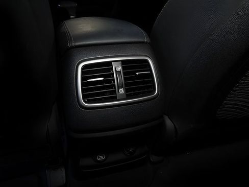 Used 2019 Kia Sorento FWD image 15