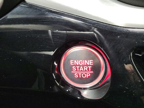 Used 2023 Acura MDX SH-AWD w/ Technology Package image 30