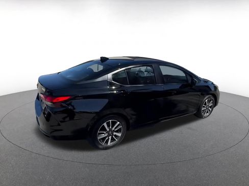 Used 2025 Nissan Versa SV FWD image 15