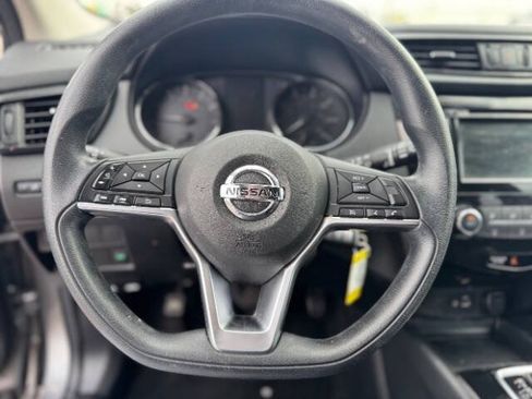 Used 2019 Nissan Rogue Sport S w/ Appearance Package FWD image 10