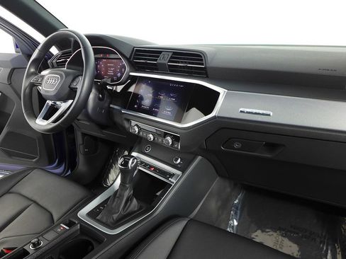 Used 2022 Audi Q3 2.0T Premium w/ Convenience Package image 13