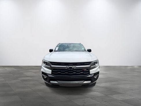 Used 2021 Chevrolet Colorado Z71 w/ Safety Package AWD/4WD image 2