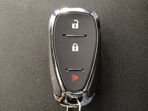 Used 2024 Chevrolet Equinox LS w/ Driver Confidence II Package FWD image 32
