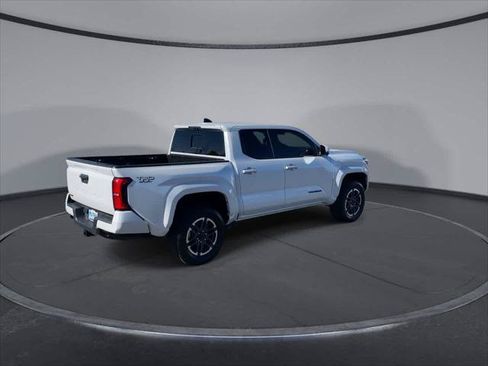 Certified 2024 Toyota Tacoma TRD Sport w/ TRD Sport Premium Package AWD/4WD image 8