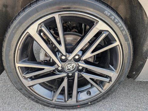 Used 2025 Toyota Camry XSE AWD/4WD image 12