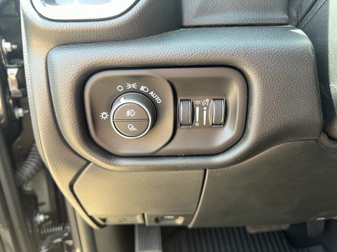 Used 2025 RAM 2500 Power Wagon AWD/4WD image 21