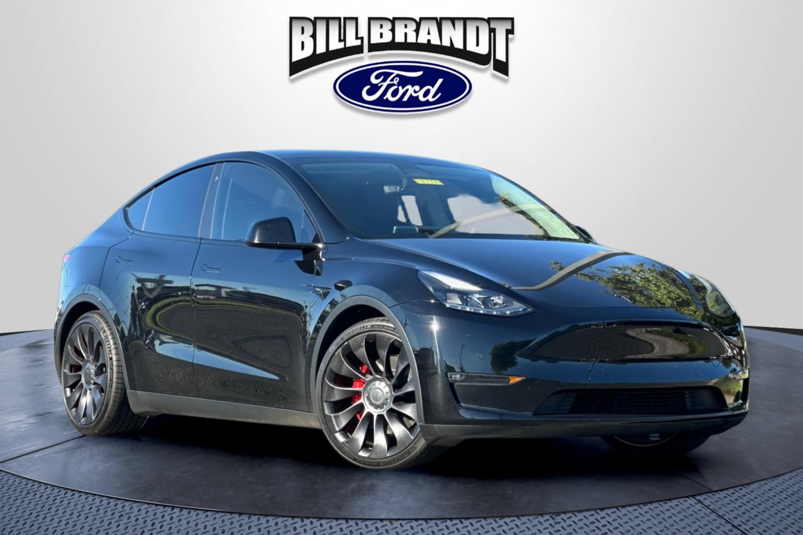 Used 2021 Tesla Model Y Performance AWD/4WD image 1