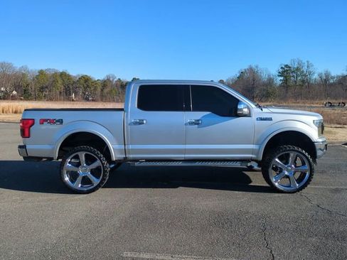 Used 2018 Ford F150 Lariat image 3