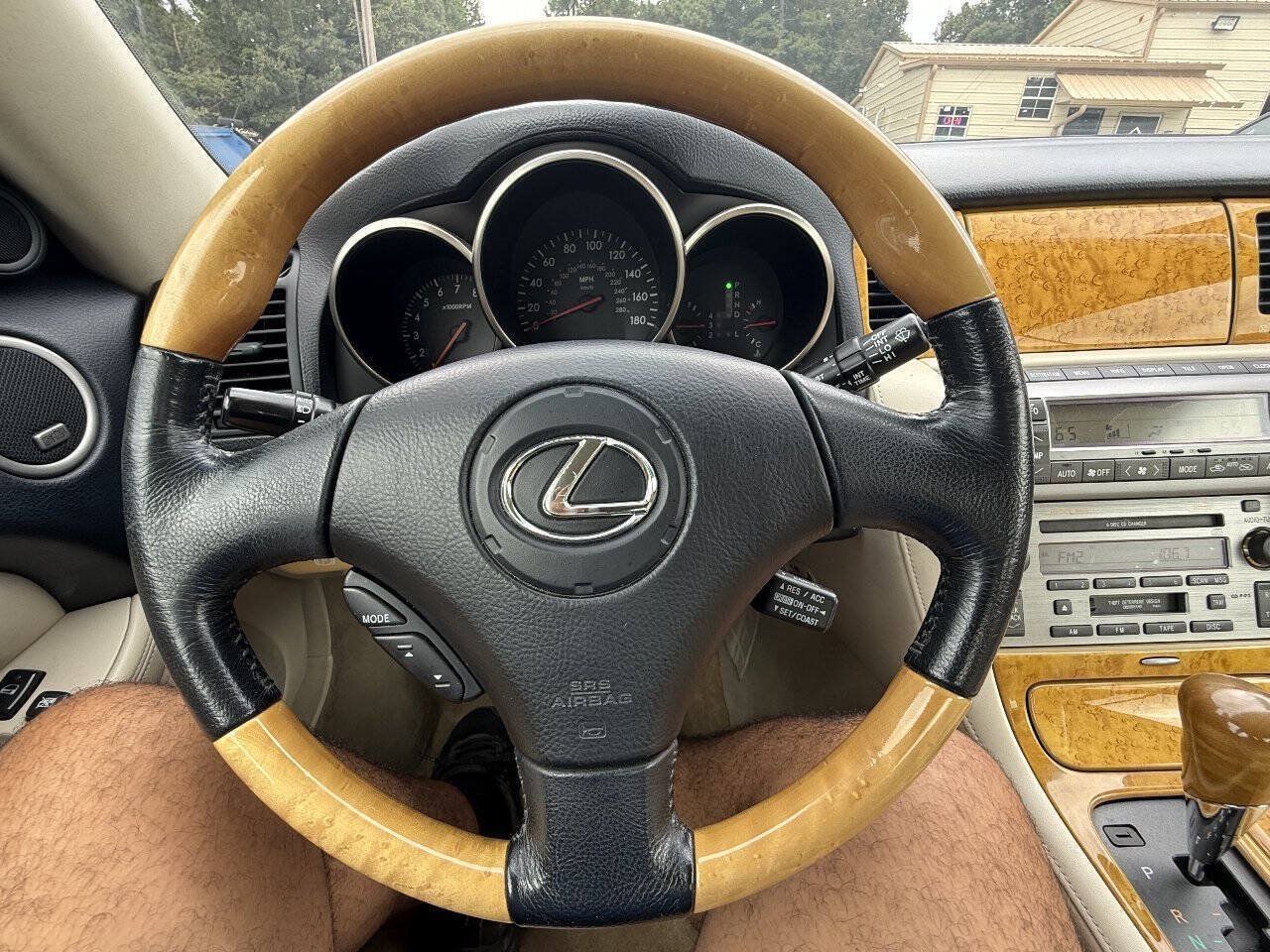 Used 2004 Lexus SC 430 Convertible RWD image 11