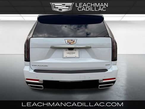 New 2026 Cadillac Escalade Platinum Luxury w/ LPO, Floor Liner Package AWD/4WD image 4
