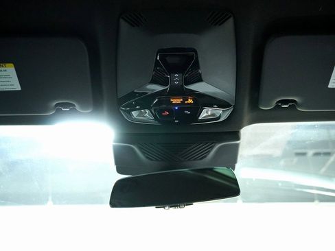 Certified 2025 BMW X1 xDrive28i w/ Technology Package image 20