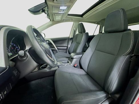 Used 2018 Toyota RAV4 XLE image 8