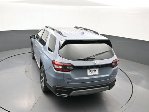 Used 2023 Honda Pilot Touring image 41