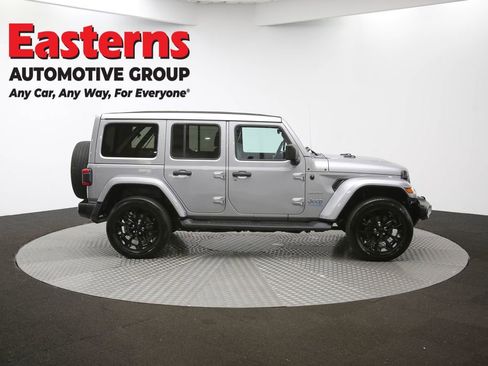 Used 2021 Jeep Wrangler Unlimited Sahara w/ Cold Weather Group image 46