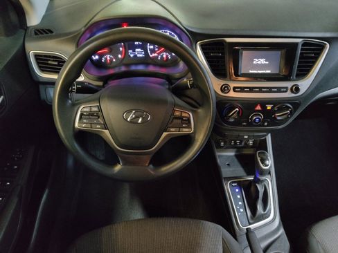 Used 2021 Hyundai Accent SE FWD image 22