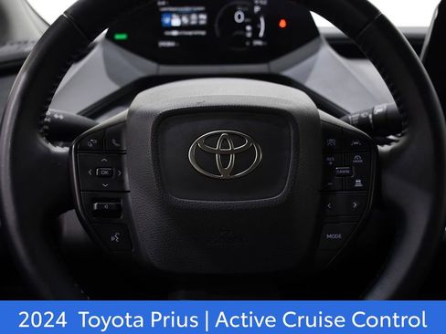 Used 2024 Toyota Prius LE image 11
