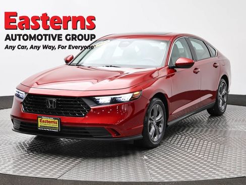 Used 2023 Honda Accord EX image 1